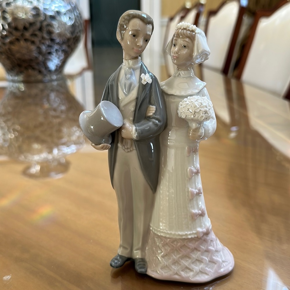 Lladro figurine